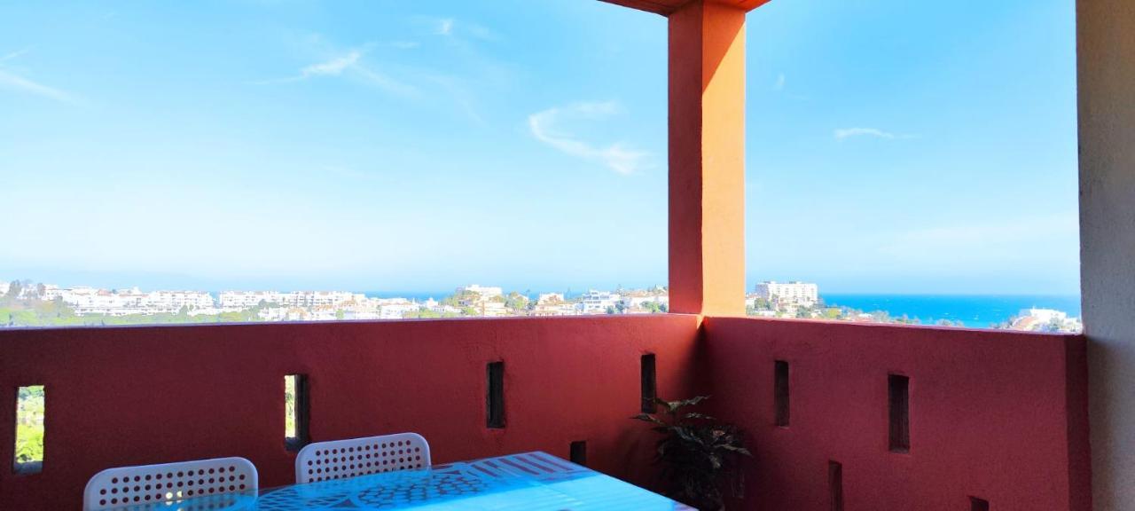 Sea Apartment Con Vistas Al Mar Бенальмадена Экстерьер фото